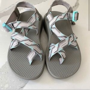 Slightly used Women’s Chaco Sandals